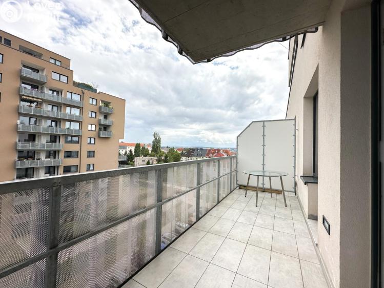 Pronájem bytu 2+KK Praha, Zvěřinova č. 3