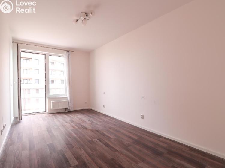 Pronájem bytu 2+KK Praha, Zvěřinova č. 7