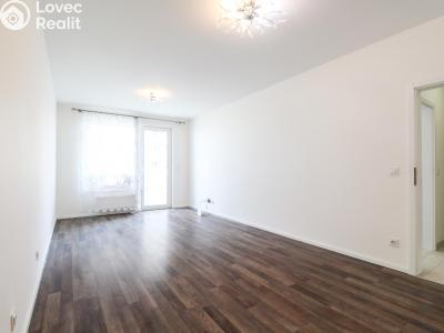 Rent apartment 2+KK Praha, Zvěřinova č. 4