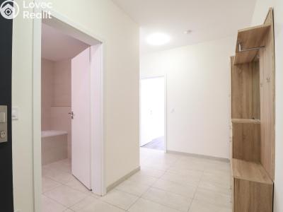 Rent apartment 2+KK Praha, Zvěřinova č. 6