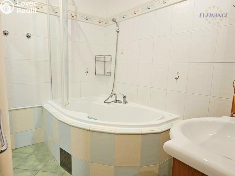 Rent apartment 2+1 Kralupy nad Vltavou, nám. Mládežníků 671 č. 4