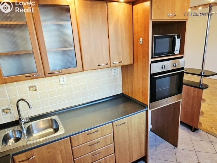 Rent apartment 2+1 Kralupy nad Vltavou, nám. Mládežníků 671 č. 5