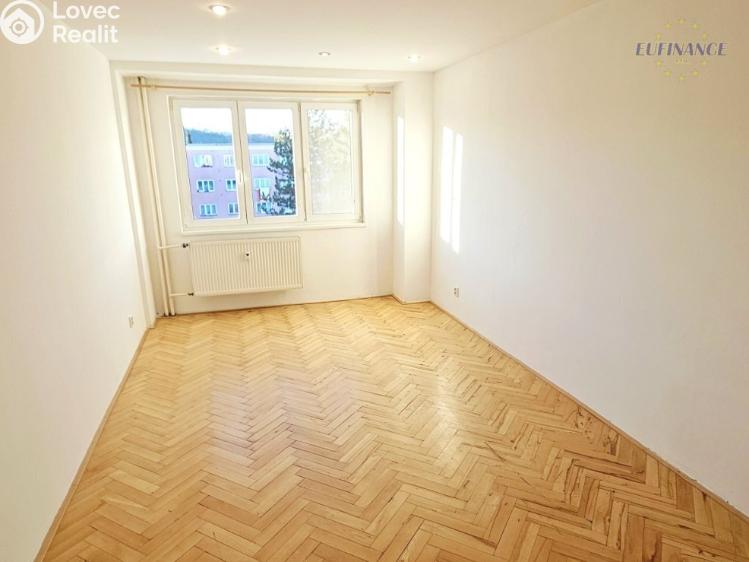 Rent apartment 2+1 Kralupy nad Vltavou, nám. Mládežníků 671 č. 7