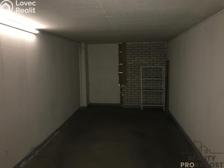 Pronájem garáže Praha, Frýdlantská č. 6