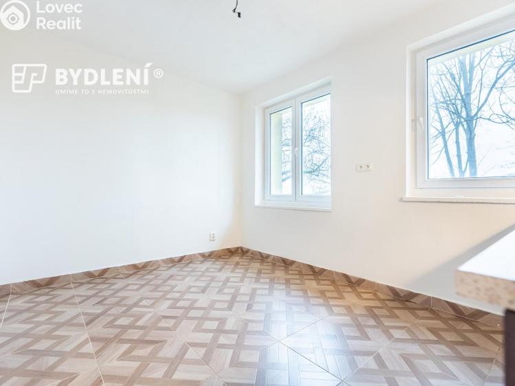 Prodej bytu 2+1 Teplice, Bílinská 2330/82 č. 6