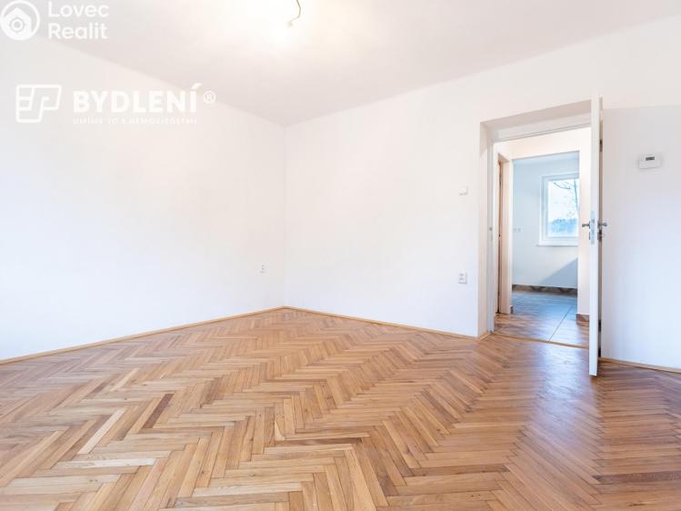 Prodej bytu 2+1 Teplice, Bílinská 2330/82 č. 7