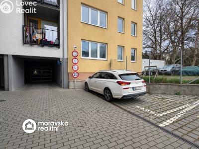 Pronájem garážového stání Brno, Hybešova č. 2