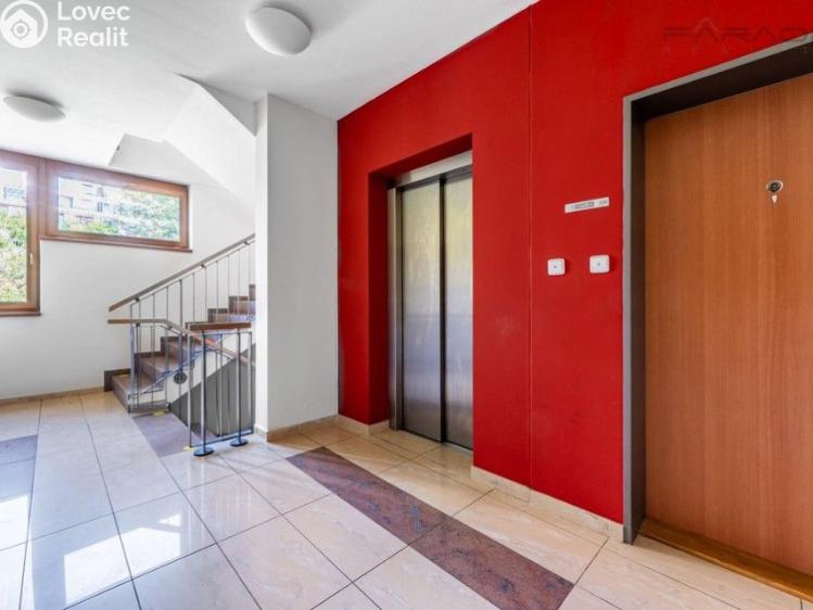 Pronájem bytu 2+1 Praha, Na Císařce č. 19