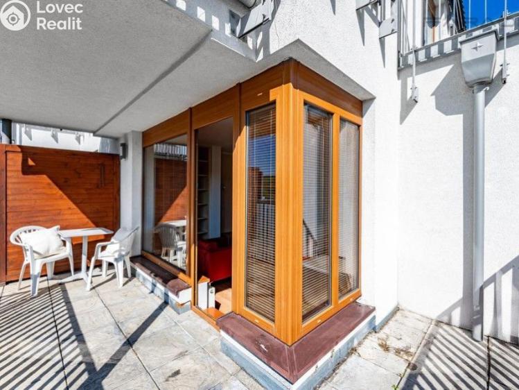 Rent apartment 2+1 Praha, Na Císařce č. 16