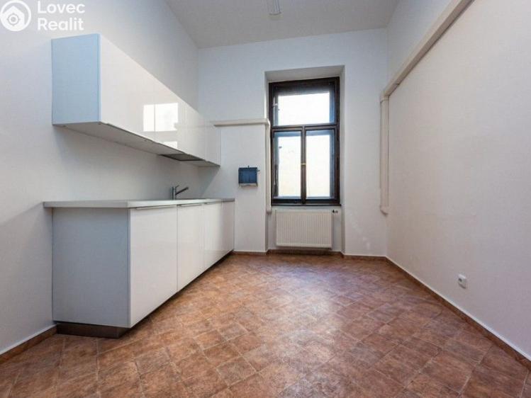 Pronájem kanceláře Praha, Na struze č. 8