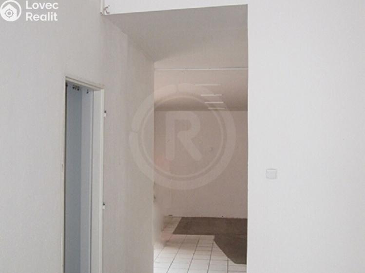 Rent commercial space České Budějovice, Lannova tř. 92/53 č. 7