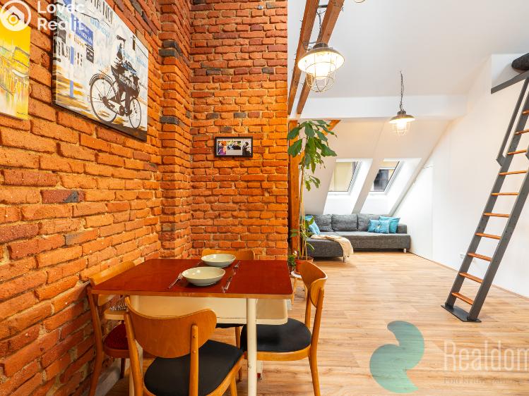 Продаж багатоквартирного будинку České Budějovice, Fr. Hrubína č. 6