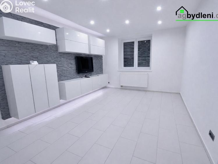 Pronájem bytu 3+1 Nýrsko, Klatovská č. 1