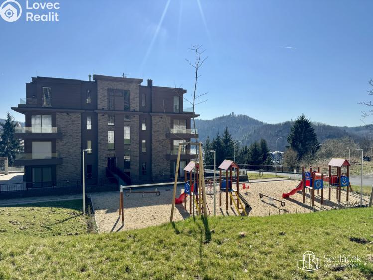 Pronájem bytu 2+KK Karlovy Vary, Tyršova č. 23