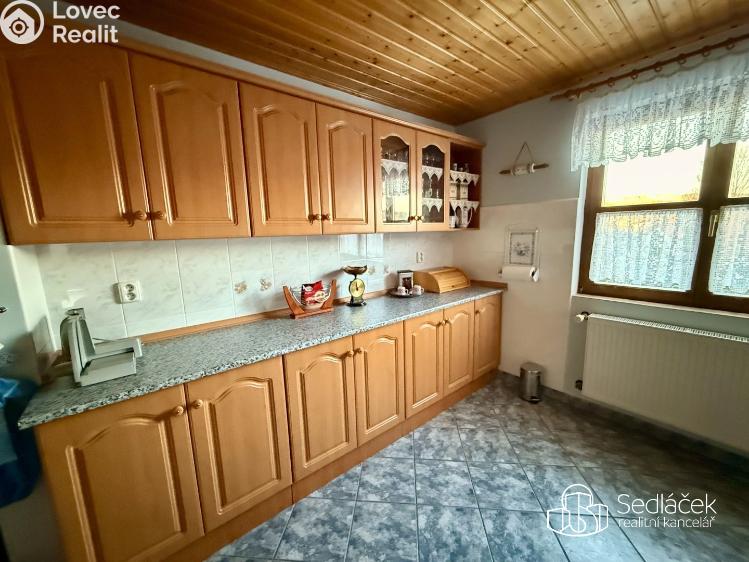 Pronájem bytu 3+1 Valy, Na Stráni č. 4