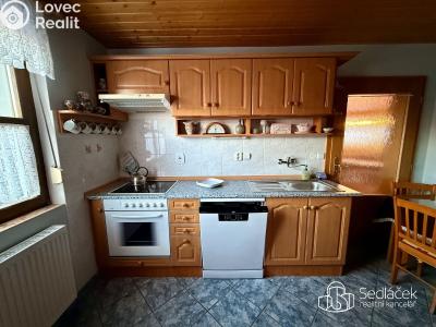 Pronájem bytu 3+1 Valy, Na Stráni č. 5