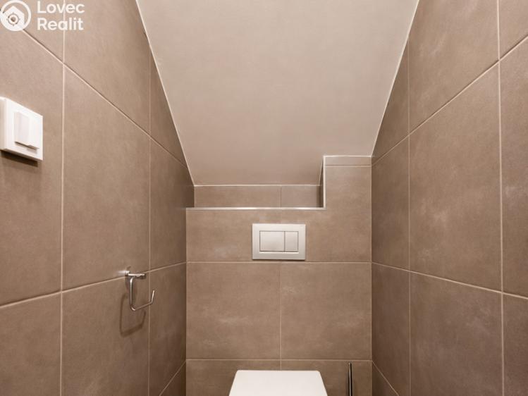 Pronájem bytu 3+KK Praha, Ruzyňská č. 13