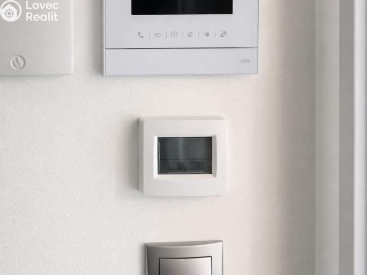 Pronájem bytu 1+KK Praha, Kurta Konráda č. 10