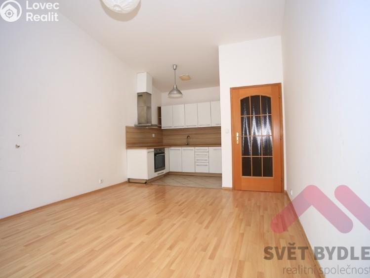 Pronájem bytu 2+KK Praha, Jeseniova 2797/30 č. 7