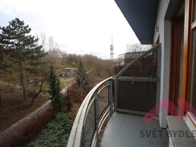Rent apartment 2+KK Praha, Jeseniova č. 5