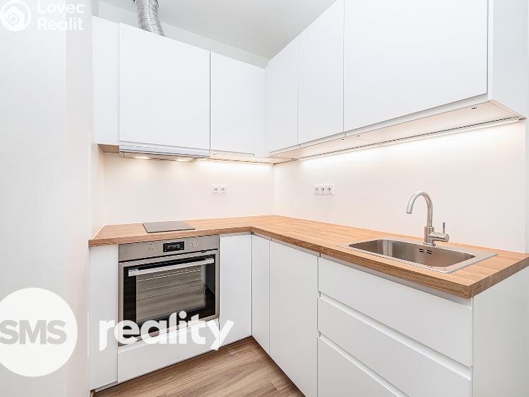 Rent apartment 2+KK Praha, Tomáškova 870/2 č. 4