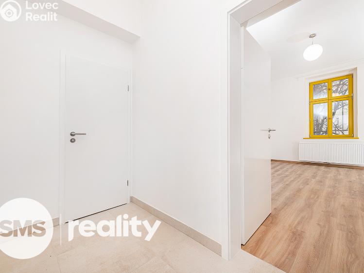 Rent apartment 2+KK Praha, Tomáškova 870/2 č. 12