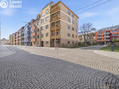 Sale apartment 3+1 Pardubice, Sladkovského 1576 č. 1