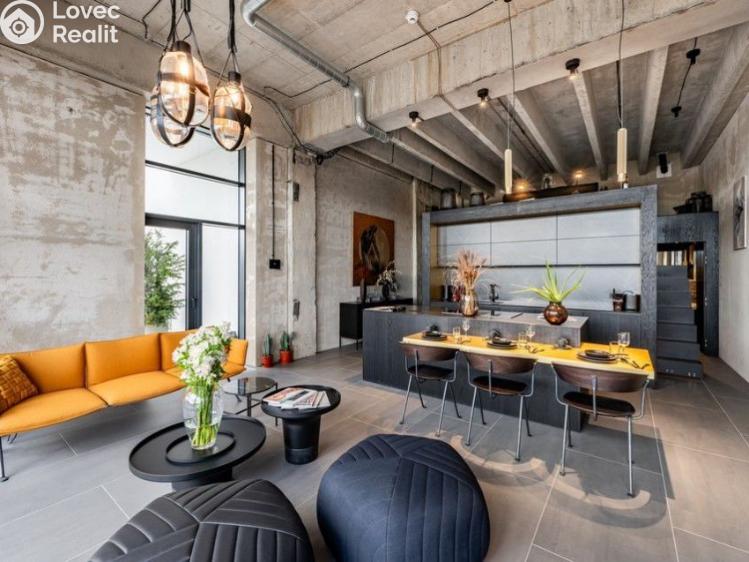 Sale apartment 1+KK Praha, Československého exilu č. 7