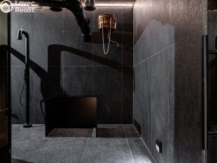 Sale apartment 1+KK Praha, Československého exilu č. 15