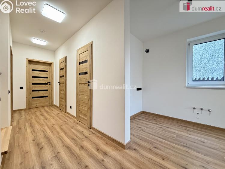 Sale family house Velká Jesenice č. 9