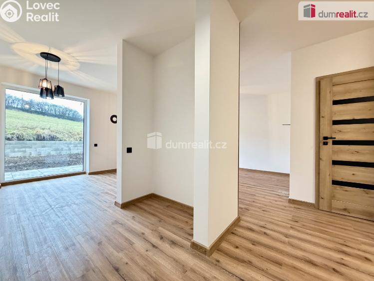 Sale family house Velká Jesenice č. 22