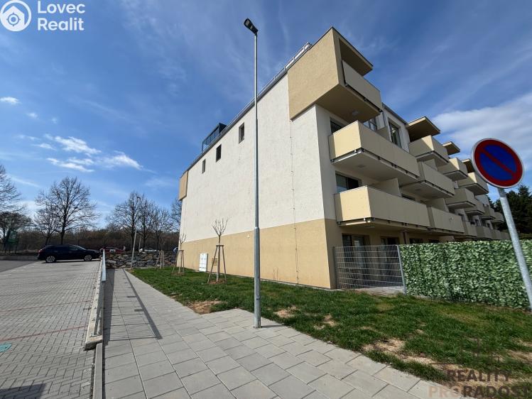 Pronájem garážového stání Olomouc, Frištenského č. 2