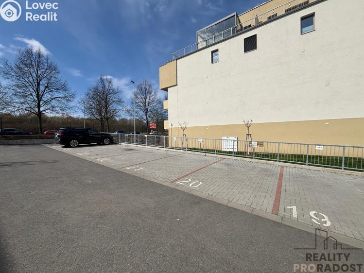 Pronájem garážového stání Olomouc, Frištenského č. 3