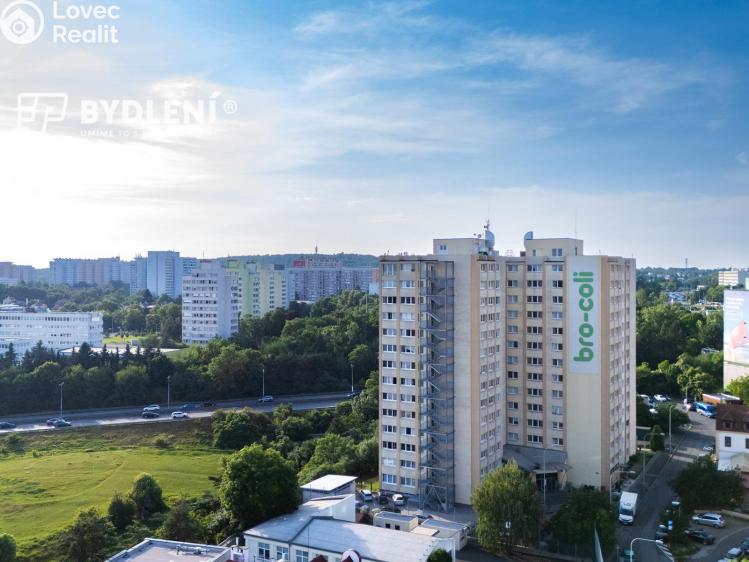 Pronájem bytu 1+KK Praha, Děčínská č. 9