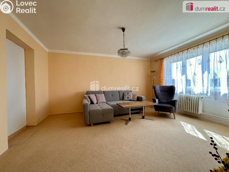 Prodej bytu 3+1 Ostrov, Klínovecká č. 4