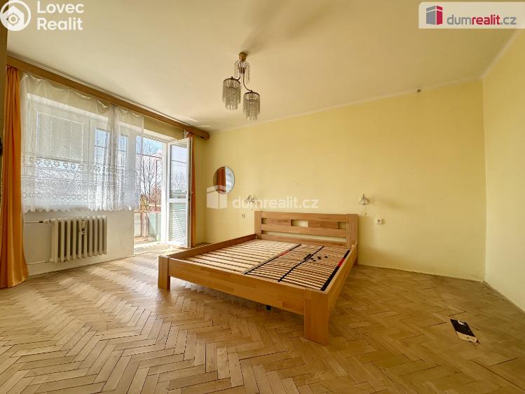 Prodej bytu 3+1 Ostrov, Klínovecká č. 6