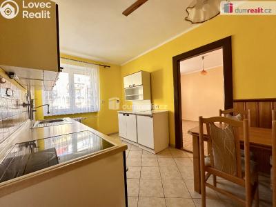 Prodej bytu 3+1 Ostrov, Klínovecká č. 3