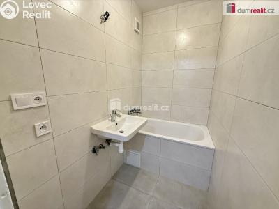 Pronájem bytu 2+KK Kralupy nad Vltavou, Lobeč č. 4