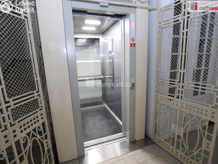 Prodej bytu 2+KK Karlovy Vary, Krále Jiřího č. 19