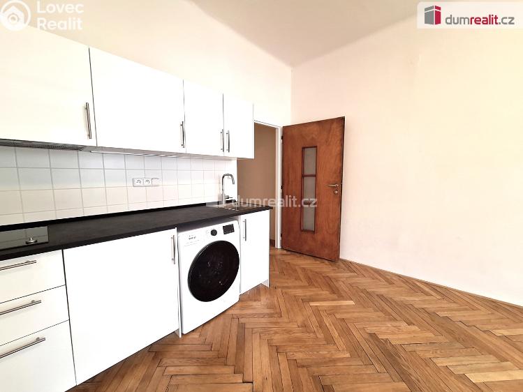 Pronájem bytu 1+KK Praha 2, Jana Masaryka č. 9