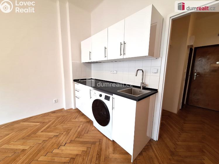 Pronájem bytu 1+KK Praha 2, Jana Masaryka č. 11