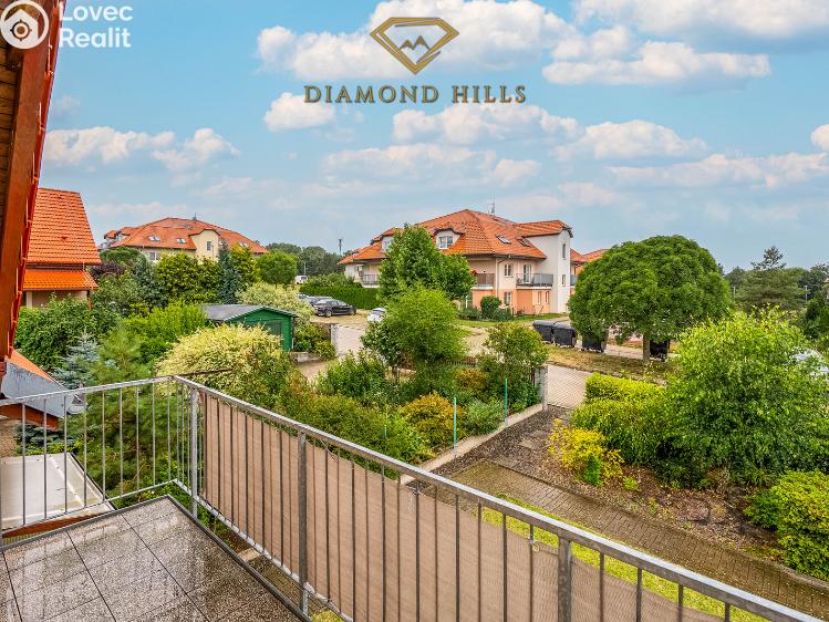 Аренда квартиры 3+KK Holubice, Lipová č. 12