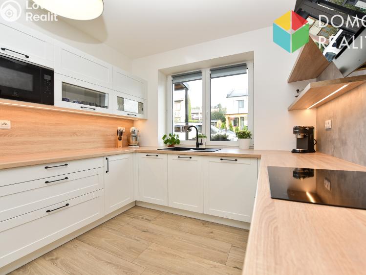 Продаж сімейного будинку Hýskov, Budovatelská 768 č. 13