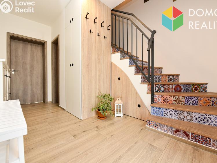 Продаж сімейного будинку Hýskov, Budovatelská 768 č. 16