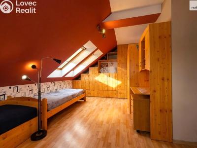 Sale apartment 3+KK Praha-Suchdol, Kamýcká č. 15