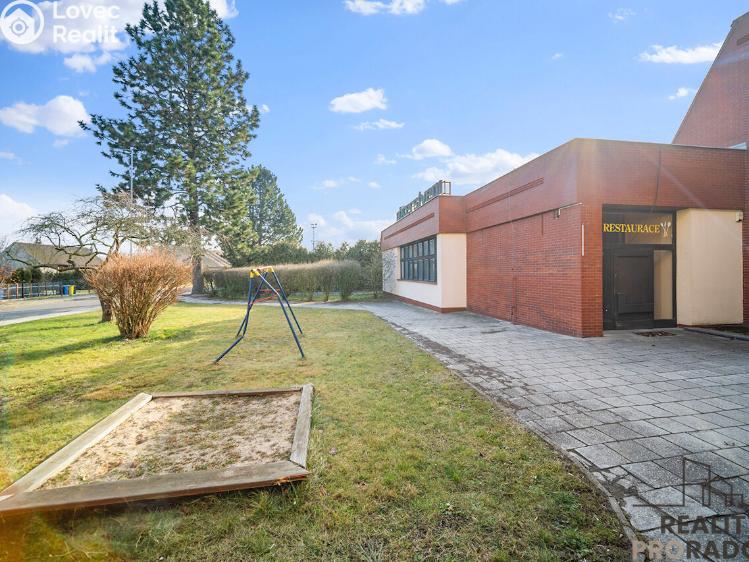 Sale restaurant Řečany nad Labem, 1. máje č. 2