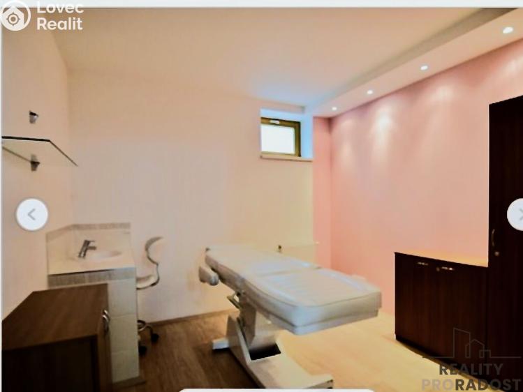 Sale commercial space Praha, Jeseniova 2851/32 č. 2