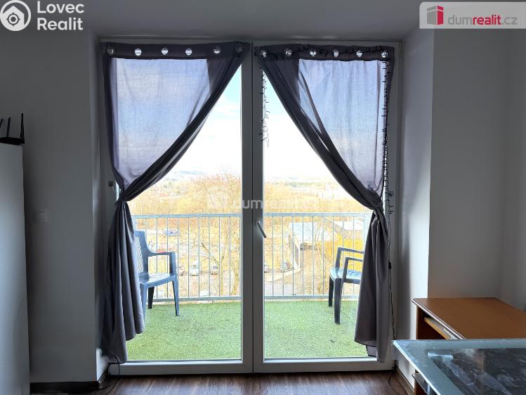 Аренда квартиры 1+KK Karlovy Vary, Dubová č. 6