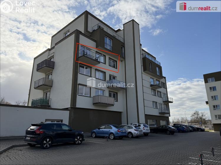 Pronájem bytu 1+KK Karlovy Vary, Dubová č. 30