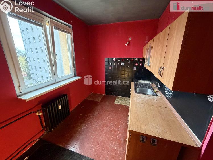 Prodej bytu 2+1 Chodov, Boženy Němcové č. 8